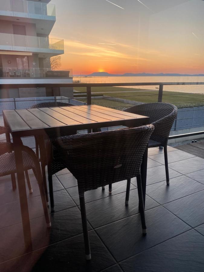 Hullam Apartman Балатонлеле Екстериор снимка
