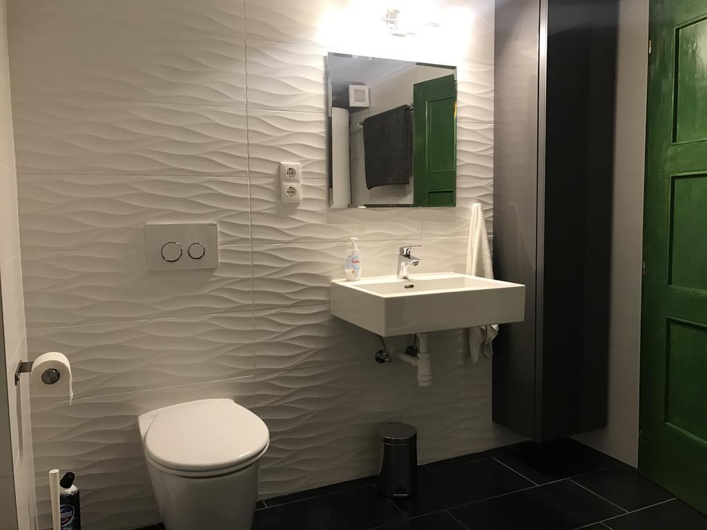 Hullam Apartman Балатонлеле Екстериор снимка